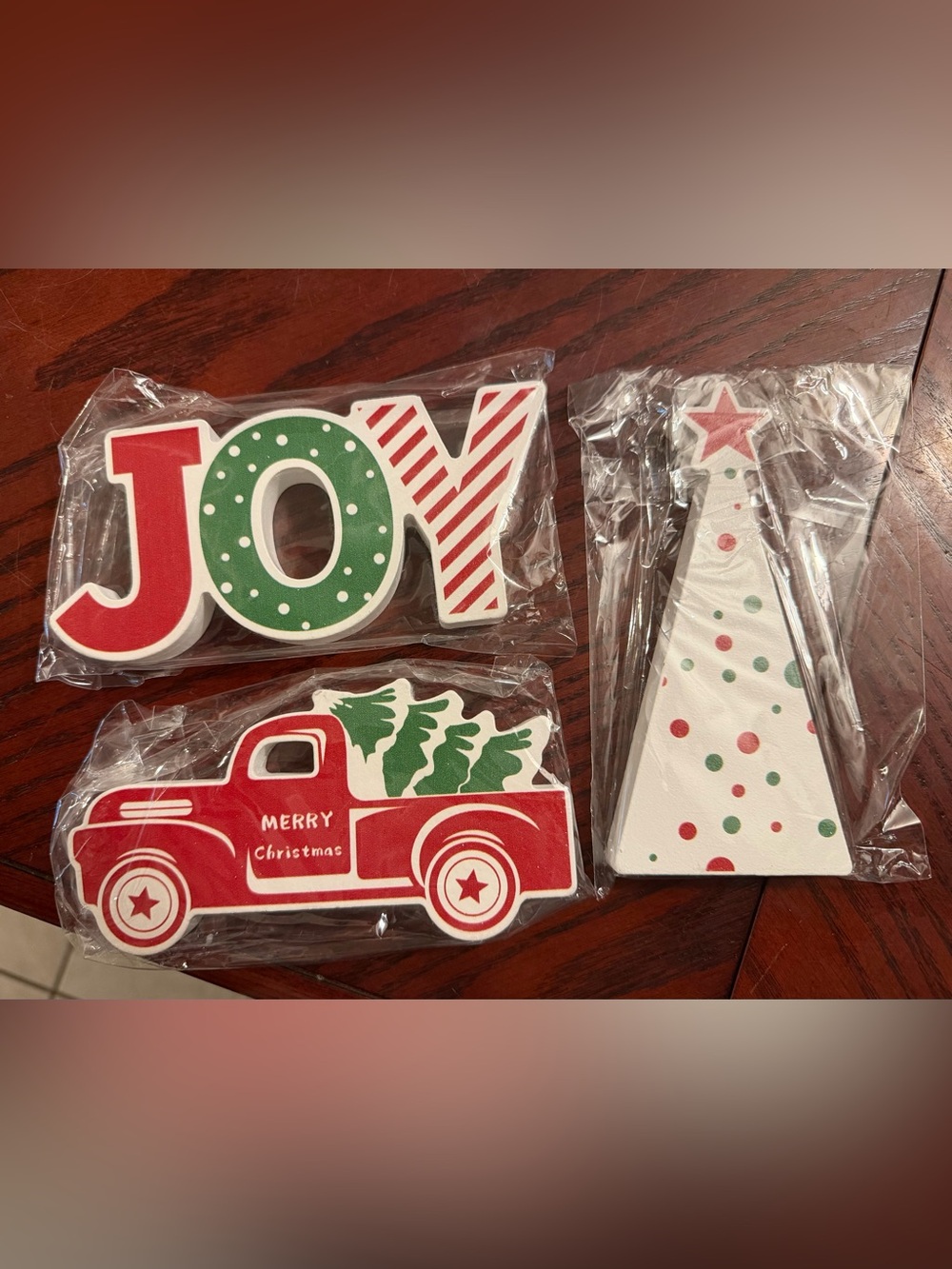 🎄New🎄Joy & Merry Truck Wooden Christmas Decor ($7 Each)